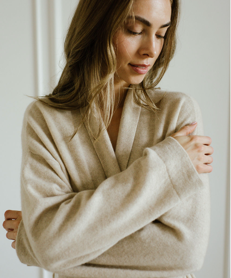 Pure Cashmere Long Robe in Champagne